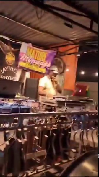 Billy Slaughter a dun di place.... | Richie Stephens