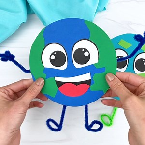 214K views · 9K reactions | Prepare for Earth Day with this cute craft. Get the template on the blog. | Simple Everyday Mom | Facebook