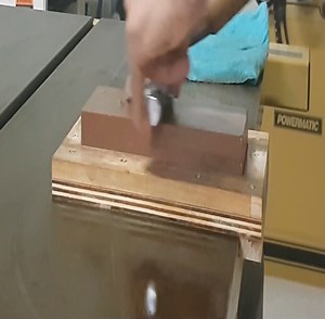 sharpening a chisel | Woodworking Tools