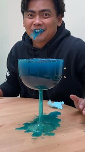 Putting the longest cotton candy into water in REVERSE is wild! #reverse #xzyacb | Guava Juice