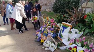 1.5K views |  Una setmana després que s'ajornés per la pluja, la comunitat andaluza de Tarragona i autoritats, han commemorat el Dia de Andalucia. L’acte central ha comptat amb la tradicional ofrena floral al monòlit de Blas Infante, al Camp de Mart | La Provincia de Tarragona | Facebook