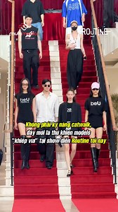 10K views · 26 reactions | Không phải kỹ năng catwalk, đây mới là thứ khiến models “khiếp vía” tại show diễn Routine tối nay #reels #viral #xuhuong #MultiMediaJSC #RoutineUSpace #USpaceURoutine #583SuVanHanh | Vietnam International Fashion Week | Facebook