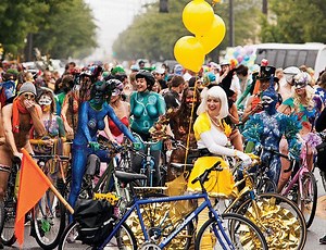 How to (Un)Dress for Fremont Solstice Parade's Naked Bike Ride