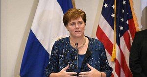 Laura Farnsworth Dogu es la nueva embajadora de Estados Unidos en Honduras