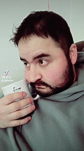 Dicen que no existe la cueca triste. En la escuela llevo casi un mes tarareando: "… Ay, cariño si supieras Que no puedo estar sin verte Te extraño tanto (¡eh-ah!) Que no puedo estar sin verte…" Autora: María Teresa Lagos. | Patricio Bustamante Soto