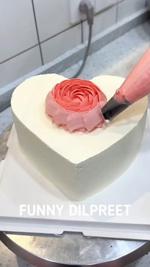 Dil wala cake #cakedecorating #cakedesign #cakestyle #instareels♥️ #cakedecoration #cakedecorator #cakeviral #cakeart | 3d house ai