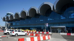 Staţiile „Aeroport Henri Coandă Sosiri”, reamplasate