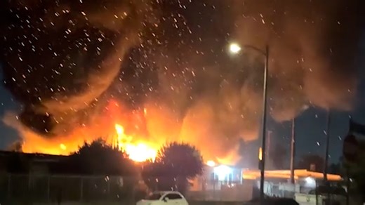 Massive fireworks explosion leaves 1 dead, 4 homes destroyed