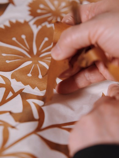 Kimono Patterns Dyed with Traditional Ise Katagami Stencils