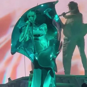 1.8K views · 214 reactions |  @bjork esta noche en Francia con el cierre de la gira ‘Cornucopia’ ✨ | Vökuró | Facebook