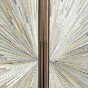 Hypnotising displays of artistry by Ateliers Lison de Caunes ! This straw marquetry piece was handmade in their workshops for the Galerie collection! - #design #marquetry #craftsmanship | APR_Alexandra Public Relations