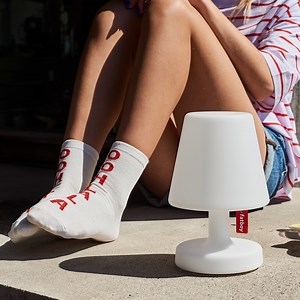 Edison the Petit; Useful on your desk, romantic at the bedside, moodbringer in the garden. #indoorinspiration #outdoorinspiration #mastertheartofhangingout #fatboytheoriginal | Fatboy the Original
