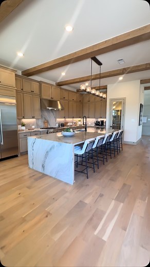 🏡 Starting at $879,995! Spacious 4-5 bed, 4-5 bath homes with 4,717 sqft. 💫 4 Quick Move-In Homes Available – your dream home awaits! DM for details. 💫 Sell with confidence, sell with us. Send me a direct message or click the link in bio. 💫 🧨 LaQuinta The Realtor 🏡🗝️ Contact me by phone ☎️, email 📧, text me📱, website 👩🏽‍💻 information in my bio. Sparrow Realty | LaQuinta Mills | Cell: (210) 463-7849 | Website : Link in Bio #laquintatherealtor #movingtohouston #houstonlistingagent #hou