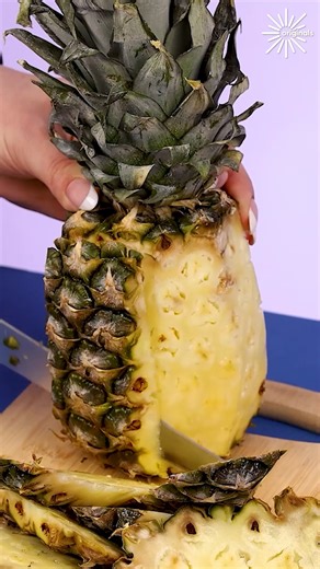 17K views · 33 reactions | Homemade fruit snacks & drinks never tasted this good!  | MetDaan Cakes | Facebook