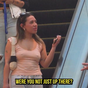 169K views · 369 reactions | She Got Freaked Out By This! 勞藍 | Theburnstwins | Facebook