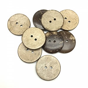[Hot Item] Custom Logo Round Eco Friendly 2 Holes Natural Coconut Shell Buttons