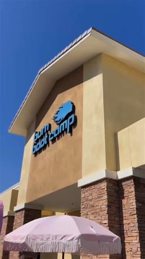 South Chandler had the honor of hosting Athlete Games yesterday, and it was nothing short of amazing! 💙🔥 We are so proud of our very own trainers — Hannah, Victoria, Adam, and Travis — for competing with strength, grit, and determination. 💪👏 You inspire us daily, and yesterday was no exception! A huge thank you to the incredible trainers from other Burn gyms who came to compete — your energy and effort lit up the room. 🙌 And to our members, families, and friends who showed up to cheer every