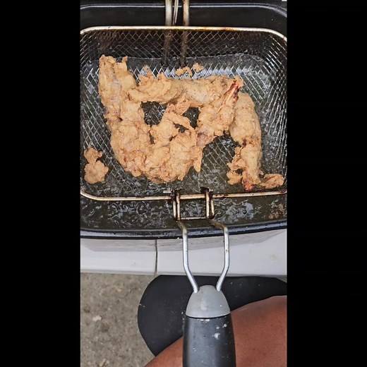 FROGZZZZ LETSSSS GEAUXXX #thejambalayapotseasoning #thejambalayapot #frog Austin Dennis | The Jambalaya Pot