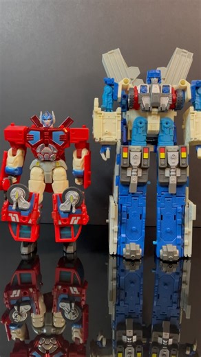 AHH MY PRECIOUS CAR ROBOTS! #carrobots #transformers #transformersrid #transformersrobotsindisguise #optimusprime #ultramagnus #autobotbrothers #skybyte #haslab #transform #fireconvoy #toyshiz | Toy Shiz