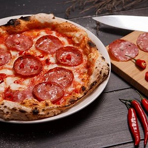 Hungry? 🍕🥗🍟 👉 Just download Wolt, order and enjoy! | Wolt