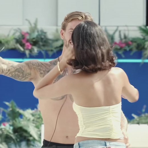 they’re boutta go on a double date with javan outside the villa #jasmineloveisland #aidanloveisland #kavanloveisland #loveislanduk #loveislandukedit Jasmine’s sister and Aidan, love island uk episode 50, family day love island UK