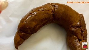 Hot asian pooping in a homemade video (different girls)