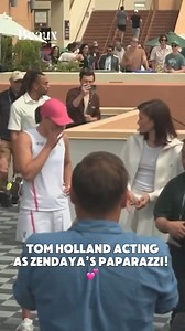 475K views · 716 reactions | Tom Holland acting as Zendaya’s paparazzi is so CUTE! 殺 #zendaya #tomholland #zendayaandtomholland #celebritynews #peterparker #spiderman #movies #bnpalisades #tennis #funny #viralmoments #romance #celebrityromance #relationships #cutemoments #couples #celebritycouples #moments | Beaux Media | Facebook