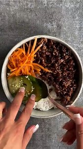 1.3K views | Crispy Hoisin Beef Rice Bowl  Recipe: Heat a pan with oil and cook minced beef until crispy, seasoning with garlic. Add 2 tbsp hoisin, 1 tbsp rice wine vinegar, 1 tbsp light soy sauce, and 1 tbsp honey. Stir through for a couple of minutes. Asian Salad Dressing: Mix 1 tbsp light soy sauce, 1 tbsp sesame oil, and 1 tbsp rice wine vinegar. (Optional) Add chili flakes and sesame seeds to cucumber for extra flavor. | The Cooking Diary | Facebook