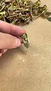 Self drilling expansion screw for plaster wall | EuroLiving Goods