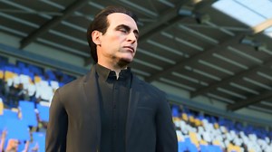 Cómo cambiar los comentaristas de FIFA 23 y desactivar los comentarios críticos