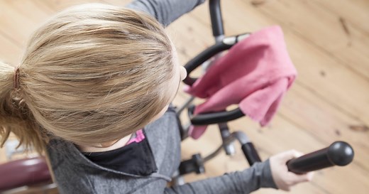 Auf dem Crosstrainer trainieren: Vorteile und Nachteile