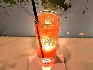 Hummingbird, a tiny Raleigh bar with big ideas