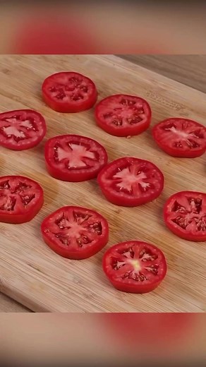 38K views · 173 reactions | This stuffed tomato is mouth-watering.#tomato #eggs #stuffedtomato #delicious #food #comida | Meow & More | Facebook