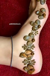 Viral Dot trick Mehndi design for Legs✨💕👍 #hennashorts #mehndidesigns #mehndi #mehndidesign2024 #mehndiartist #hennaart #henna #bridal #hennaartist #mehndiart #mehndilove #artist #creative #fbvideos #videos #viralvideo | HENNA Shorts