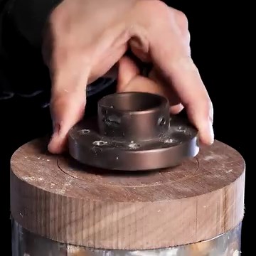 283K views · 1K reactions | Walnut Shells Become A Night Lamp | Peaceful Century | Facebook