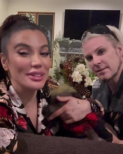 34K views · 1.1K reactions | Motley Crue - History in Memorabilia on Reels | Facebook