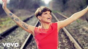 Comunque andare - Alessandra Amoroso - testo significato | Solo belle canzoni