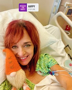 BEST present ever! My homie gnome for fall! Look when you think of someone and u see something and just imagine getting for them. Well do it! Your instinct is that somehow it will bring them joy. My dear friend @shahabettekal @renehstudio had no clue that I had recently developed this year a passion for gnomes! They just make me happy. It’s their silly unassuming playful and cuddly presence much like a puppy dog. When people are in pain you often don’t know what to say or do cause really is ther