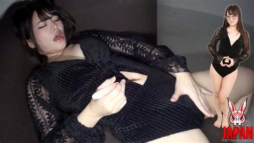 POV Smelly Bellybutton Play: Kanon Momojiri Talks Dirty as Swabs, Lube, and Vibe Push Her over the Edge | Clips4sale