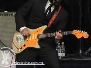 vl08 09 straitjackets