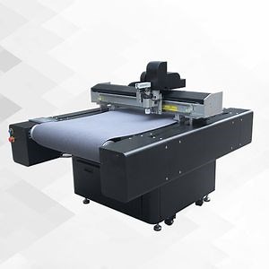 [Hot Item] Reliable Jk CNC Vibrating Knife Cutter with Advanced Software