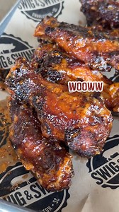 The wing lineup at @commonhousealeworks will have you saying wow 🤤 - Garlic Buffalo 🐃 - Dry Rub 🌶️ - Alabama White 💯 - PB&J 🥜🍇 - Hot Honey Mustard 🔥💛 - BBQ 🍖 | Swig & Swine