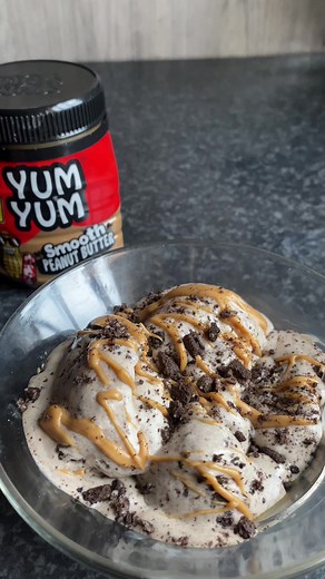 No ice cream machine? No problem 😍🍨🥜 @cooking_with_mamkhatshwa is serving up the easiest homemade Peanut Butter Ice Cream using YUM YUM Peanut Butter - creamy, indulgent and perfect for satisfying those sweet cravings ✨ ✨ Ingredients: • 1 cup heavy cream • 1 cup condensed milk • 1 tbsp YUM YUM Peanut Butter • 1 cup crushed cookies (optional) • Extra YUM YUM Peanut Butter and crushed cookies for garnish ✨ Method: 1. In a large bowl, combine the heavy cream, condensed milk and YUM YUM Peanut Bu