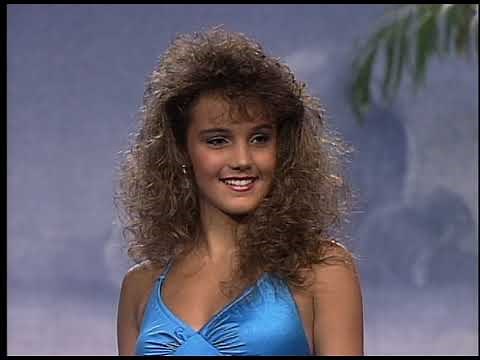 1990 FLUSA Swimwear Competition