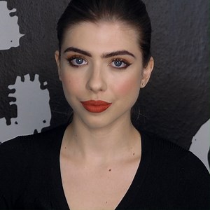 7.4K views · 17 reactions | Få en fresh vårlook med MAC Powder Kiss  Nyheter fra MAC Cosmetics: https://bit.ly/3auRkdj | Blivakker.no | Facebook