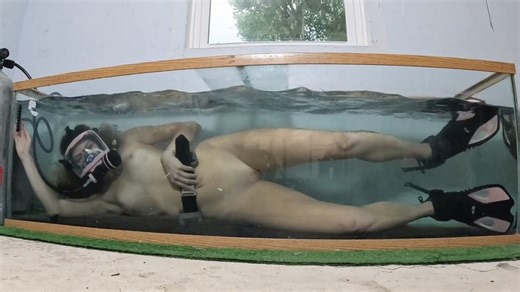 Full Face Mask Scuba Masterbation in the Fish Tank of Peril with Nathalia | Clips4sale