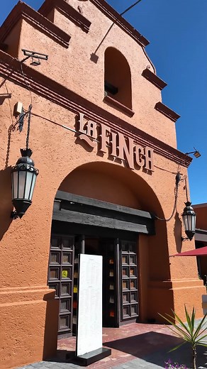 Hay caminos que te llevan a lugares y otros que te llevan a sabores. Bienvenido a La Finca. 📍Carretera México - Querétaro, km 41.5 #LaFinca | Finca