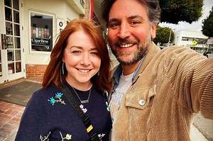 'How I Met Your Mother' cast Josh Radnor, Alyson Hannigan reunite | ABS-CBN Entertainment