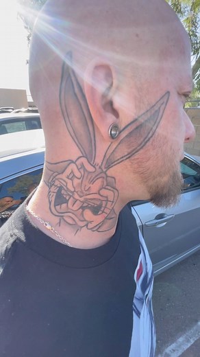 What do you think of this Bugs Bunny Tattoo? 🐰🐇 #tattoos #tattooreels #tattooartist #tattoo | Tattoo Lovers