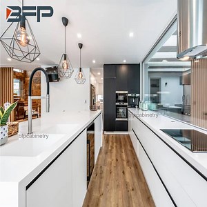 [Hot Item] Customized White Modern Island Style Lacquer 2 Pack Kitchen Cabinets